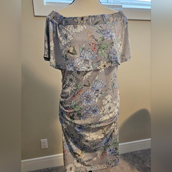 Ripe Maternity Dress - Size Medium - Picture 5 of 5